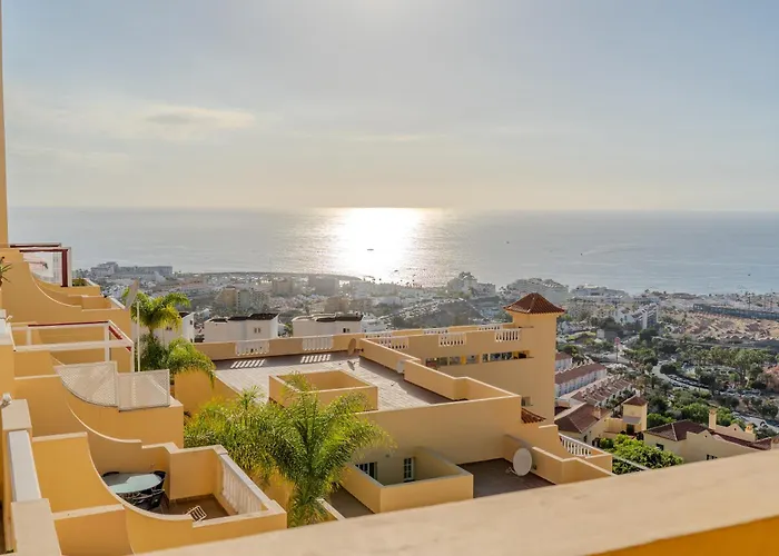 Con Terraza Y Vistas En Costa Adeje, Sunset Mirage