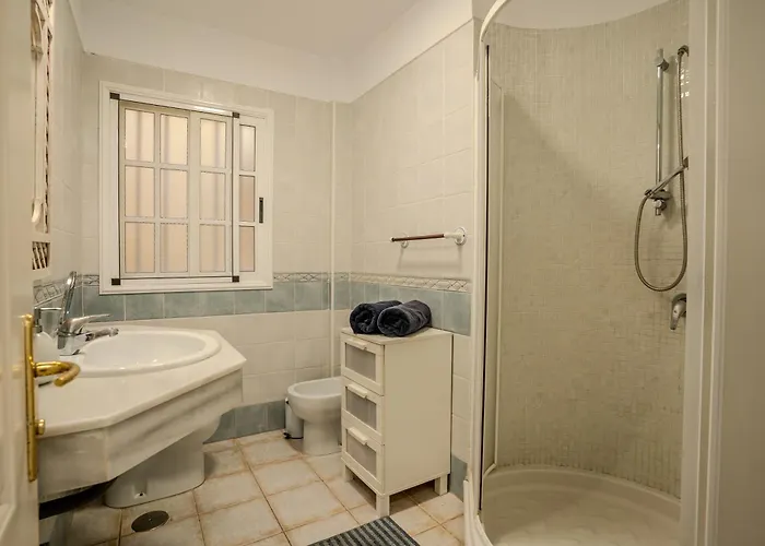 Con Terraza Y Vistas En Costa Adeje, Sunset Mirage *