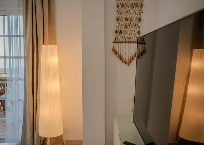 Con Terraza Y Vistas En Costa Adeje, Sunset Mirage Apartment *